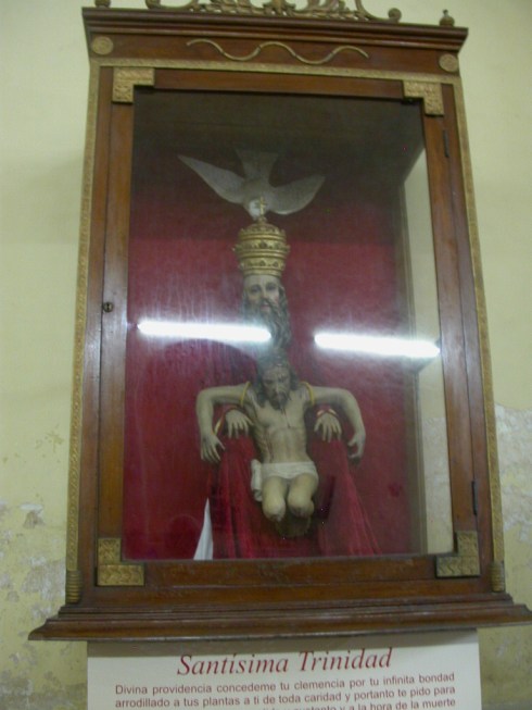 Ever had any problems with imagining the Holy Trinity? This will help. Seen in the museum San Roque, Valladolid