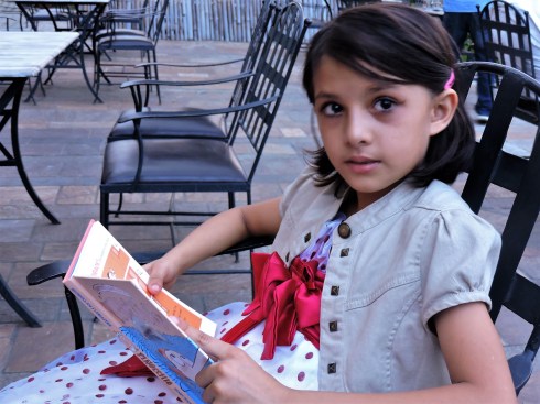 Seeing the book she exclaimed: "Oh, Pinocchio! I like Pinocchio!"