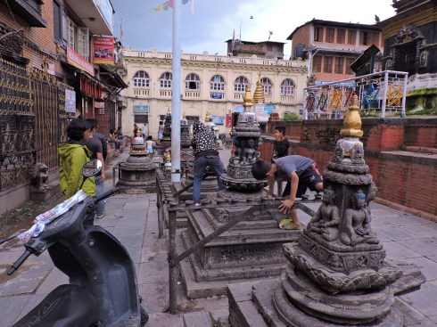Shivalinga climbing contest